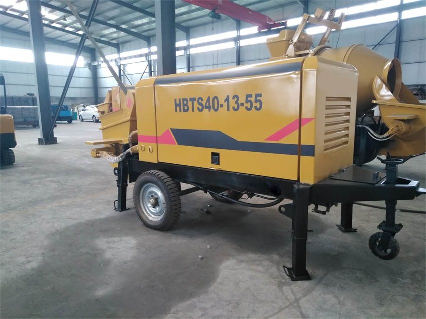 晋州-柴油混凝土输送泵-配件提供